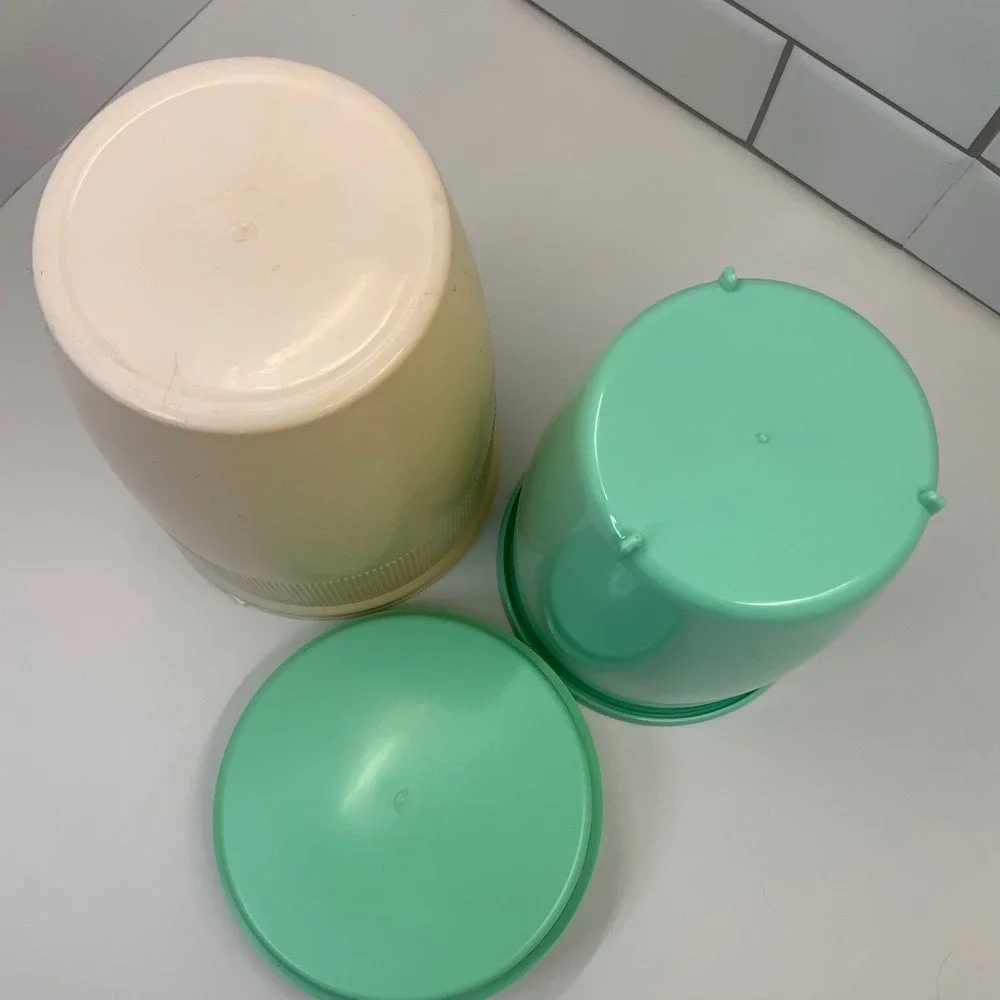 Vintage Unbranded Ribbed Thermal Ice Bucket Plastic Beige Green